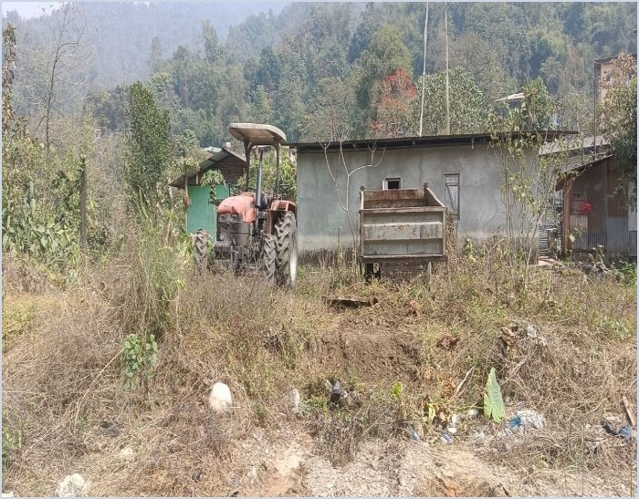Tractor - Image 2